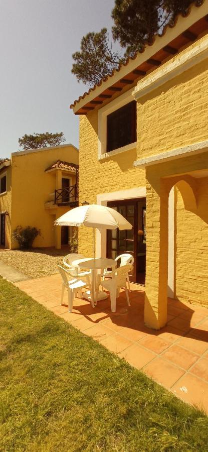 Pino Dorado Aparthotel Manantiales ภายนอก รูปภาพ