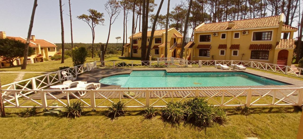 Pino Dorado Aparthotel Manantiales ภายนอก รูปภาพ