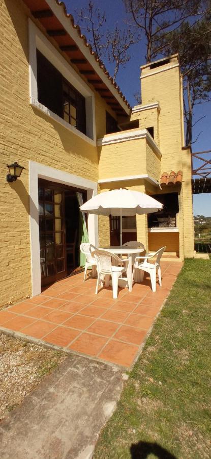 Pino Dorado Aparthotel Manantiales ภายนอก รูปภาพ
