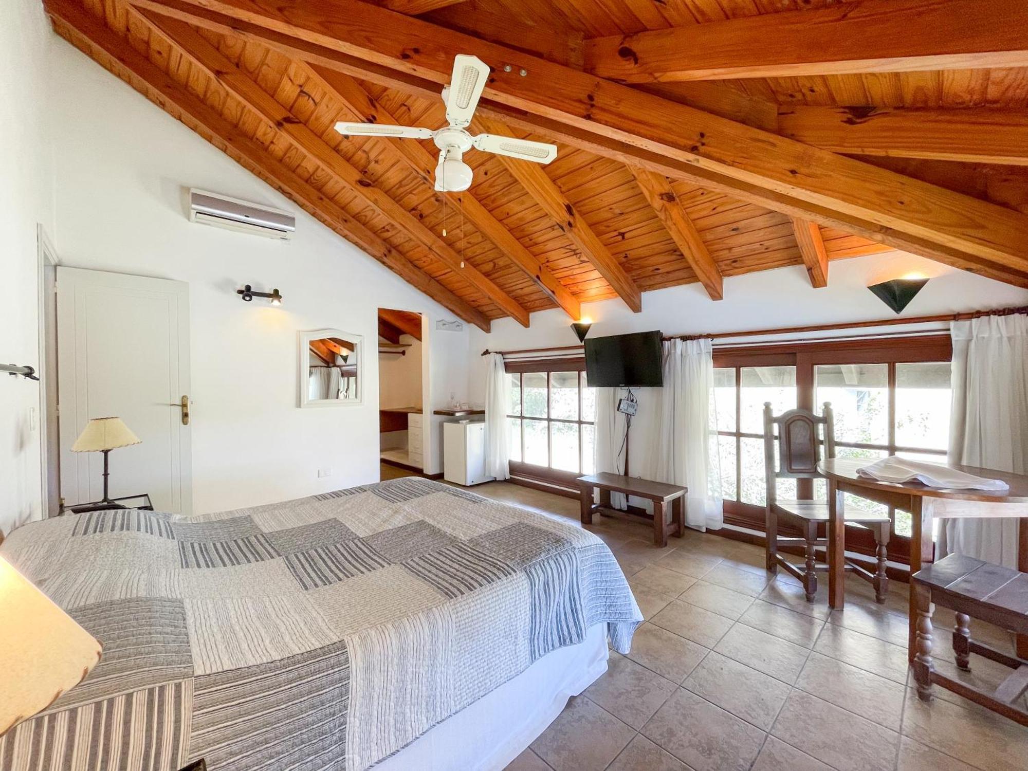 Pino Dorado Aparthotel Manantiales ภายนอก รูปภาพ