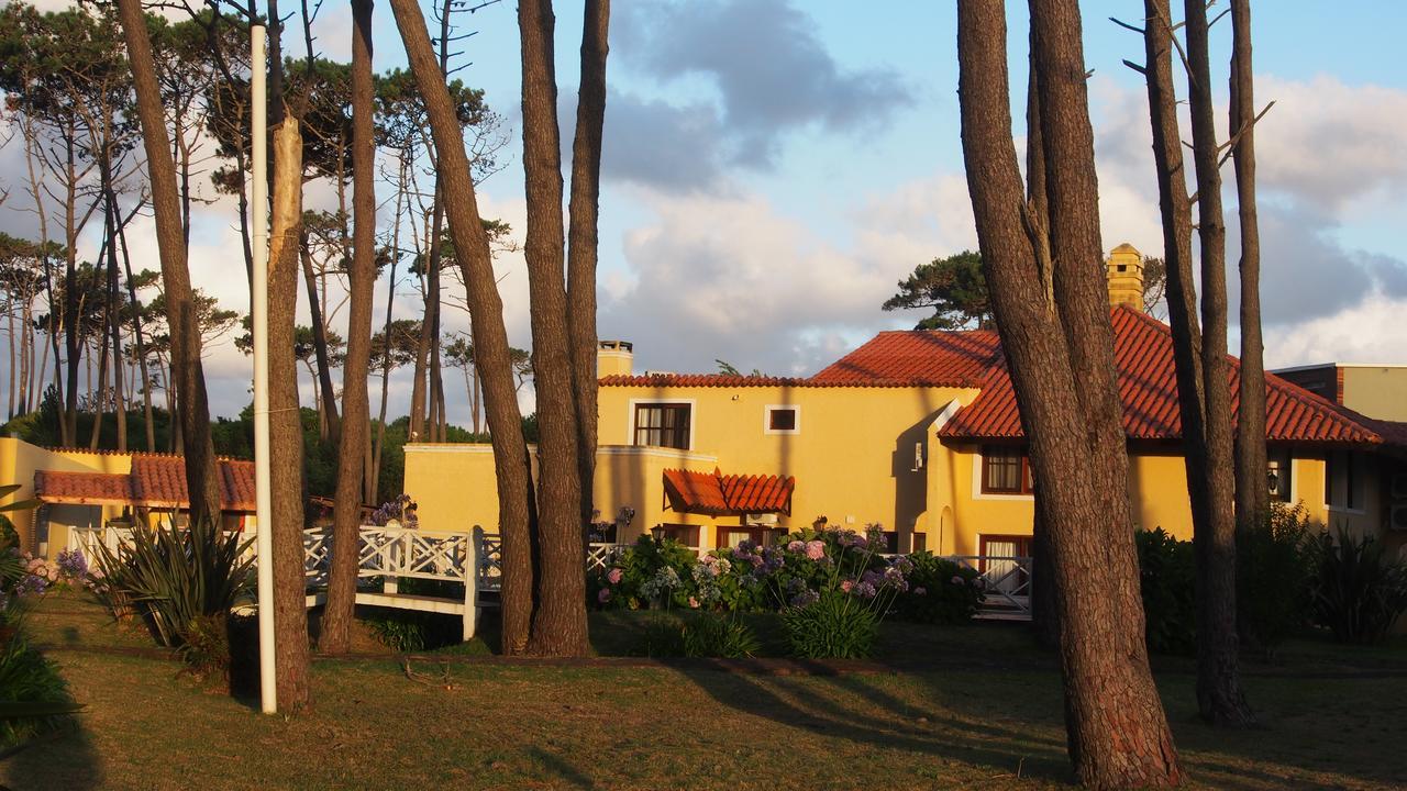 Pino Dorado Aparthotel Manantiales ภายนอก รูปภาพ