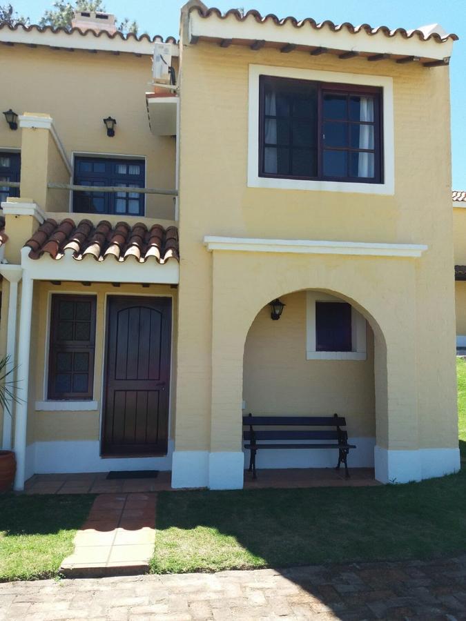 Pino Dorado Aparthotel Manantiales ภายนอก รูปภาพ